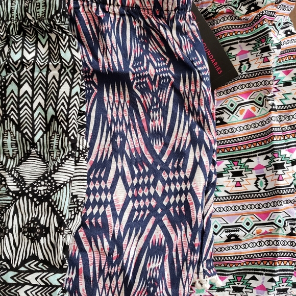 Shorts - Picture 3 of 3